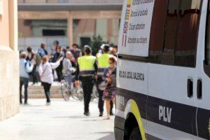 Intervenidas 188 prendas y complementos destinadas presuntamente a la venta ilegal en València