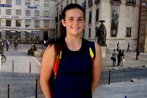 La nuciera Alejandra Riera en la concentración nacional de voleibol