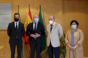 Toni Gaspar realitza una visita institucional a la Diputació i l'Ajuntament de Sevilla