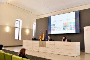 Martínez Dalmau presenta el estudio de accesibilidad de los edificios de la Generalitat