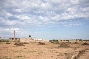 La EMTRE vende 3.000 toneladas de compost procedente de la basura orgánica del contenedor marrón para campos de l’Horta de València