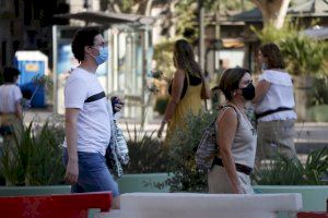 España supera por primera vez los 1.500 contagios desde abril