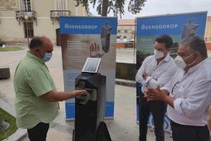 El Ayuntamiento de Orihuela adquirirá dispensadores automáticos de gel hidroalchólico que se colocarán en distintos puntos del término municipal