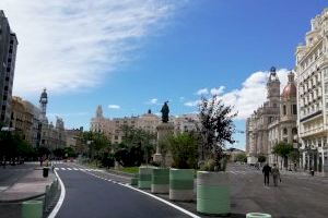 El PP lleva la reforma de la Plaza del Ayuntamiento a la Real Academia de Bellas Artes de San Carlos y al Consell Valencià de Cultura