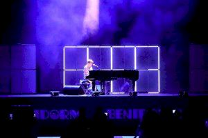 Pablo López conquista al público de Benidorm con su ‘Piano y Voz’