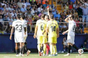 Parejo es expulsado contra el Villarreal CF