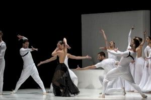 El festival ‘Sagunt a Escena’ presenta el espectáculo de danza ‘CARMEN.maquia’ en el Teatro Romano de Sagunto