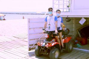 Los vigilantes de la playa, un trabajo poco conocido, pero que salva vidas