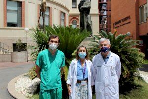El Clínico de Valencia aplica un programa para tratar a las mujeres supervivientes de cáncer