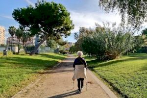 Más de 33.000 mujeres mayores de 64 años viven solas en València