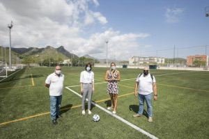 Els camps de futbol de Roís de Corella de Gandia estaran a punt per a l’inici de la temporada