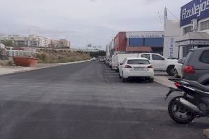 El Ayuntamiento inicia la renovación del asfaltado en una decena de calles del polígono industrial de Rabasa