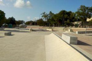 El Ayuntamiento de Alicante invierte más de 400.000 euros rehabilitar y modernizar el skatepark del Monte Tossal