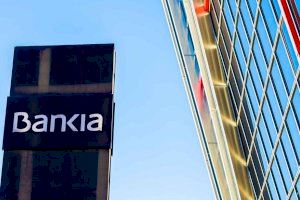 Las reacciones ante la posible fusión de Bankia y CaixaBank: entre el escándalo y el positivismo