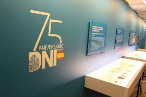 La exposición “El DNI y los españoles: 75 años de historia común (1944-2019)” llega a Valencia