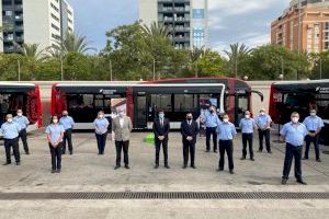 El alcalde visita Masatusa y agradece a los trabajadores del transporte público colectivo de Alicante su trabajo durante la pandemia