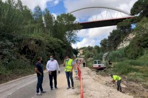 La Conselleria d’Agricultura inicia la reparació del camí del Carril-Pont de la Costa afectat per la DANA