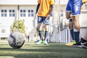 Clubs de l'Eliana oferiran esport no federat als usuaris del Poliesportiu