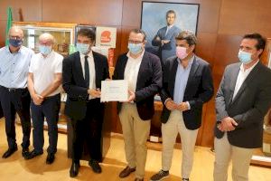 Benidorm recibe el distintivo como primer Municipio Turísticlo de la Generalitat