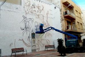 Benicarló promou la igualtat i la multiculturalitat amb un gran mural al carrer del Riu
