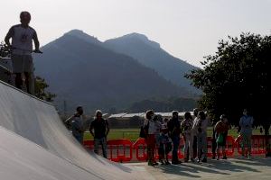 El Ayuntamiento de la Vall d’Uixó abre el nuevo skate park en el arranque de la V Semana de la Movilidad