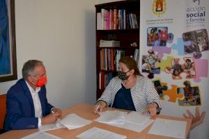 Acción Social de Alicante suscribe un acuerdo con Cruz Roja para colaborar ante situaciones de emergencia