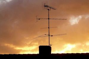 Últimas semanas para adaptar las antenas colectivas de TDT en la totalidad de municipios de Alicante