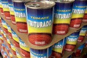 Mercadona compra 180.000 toneladas de tomate español de pera para venderlo en conservas