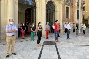 Minut de silenci en la Diputació de Castelló per l'últim assassinat masclista en la Comunitat Valenciana