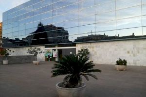Almenara refuerza la limpieza de edificios municipales con cinco nuevas contrataciones