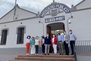 Toni Gaspar visita Alcàsser y el futuro Museo de las Ciencias habilitado con los planes de inversión de la Diputació