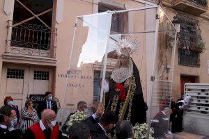 El alcalde y la vicealcaldesa despiden a “La Marinera” en el Convento de las Monjas de la Sangre y la reciben en el Monasterio de Santa Faz