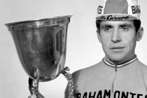 Sueca homenatjarà l'ex ciclista local Francisco Juan Granell