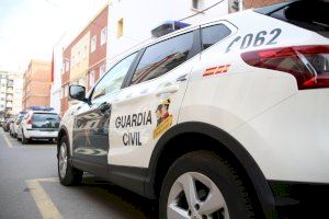 La Guardia Civil detiene a un varón que vendía droga por los parques de L`Horta Sur