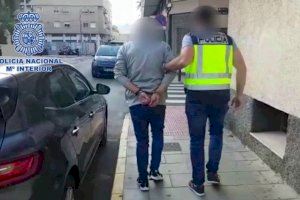 Detenido en Elda un fugitivo acusado de agredir sexualmente a un mujer tras asaltar su casa con un hacha