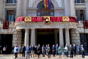 Ribó: «La entrega de honores y distinciones simboliza la unión de la sociedad valenciana»