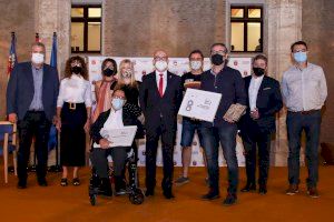 L’Associació Cultural Mare de Déu de l’Olivar - Certamen de Poemes i Sebastià Alòs Latorre reben els premis Castell d’Alaquàs 2020