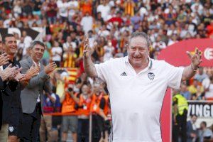 'Españeta' ovacionado por Mestalla