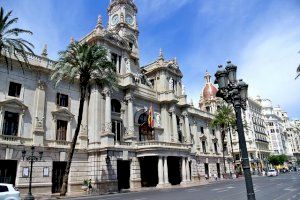 158 artistas, galerias y profesionales de antigüedades optan a la convocatoria de compra pública de Arte del Ayuntamiento de València