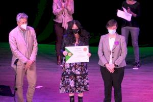 La historiadora Ester Alba recibe el premio al Trabajo por la Igualdad 2020