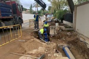 L’Eliana renueva la canalización de agua potable en la zona de Montepilar