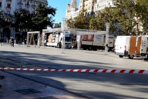 Giner exige a Ribó suspender la celebración de la ‘Plaça del Llibre’ en la plaza del Ayuntamiento