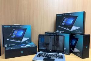 Los Colegios Diocesanos reciben ordenadores portátiles donados por la Fundación Futuro Digital