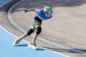 La paiportina Lucía Alapont revalida el títol de campiona autonòmica de patinatge de velocitat