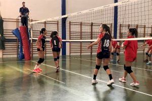 El infantil del voleibol La Nucía gana en Sant Joan y el cadete pierde