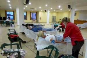39 “Solidari@s” donaron sangre ayer en el Cirer de La Nucía