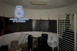 La Policía Nacional detiene a tres personas y desmantela dos narco-pisos en Elche utilizados para la venta de droga al menudeo