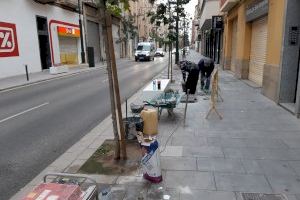 El Ayuntamiento de Alcoy revisa las obras de la calle Entença antes de su recepción definitiva