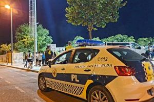 La Policía Local de Elda tramita 23 sanciones durante el fin de semana por infracciones relacionadas con el confinamiento