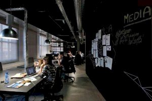 Wayra, el hub de innovación abierta de Telefónica, se une a Startup Valencia como Corporate Partner